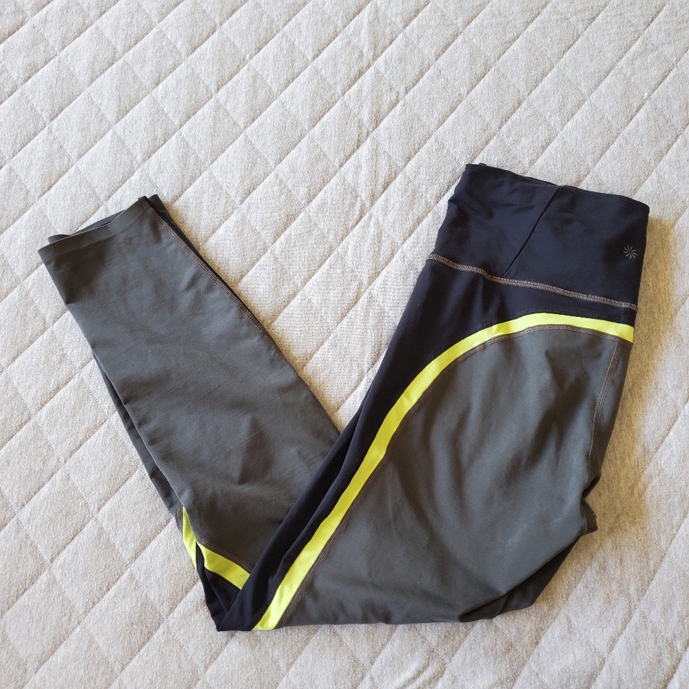 Athleta Spar Color Block Leggings
Medium - Picture 4 of 10